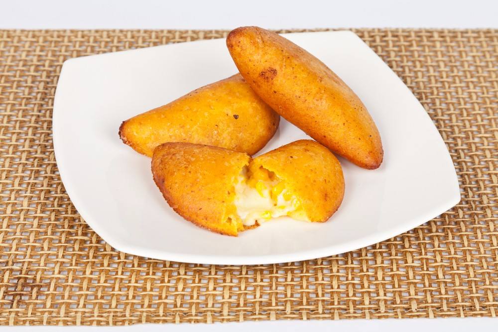 طريقة عمل فطائر الجبن و الطماطم بالزيتون https://food.ouklat.com/wp-content/uploads/2020/11/9f837ae6898447982ce182df2eb708975d7f8d7d-3.jpg
