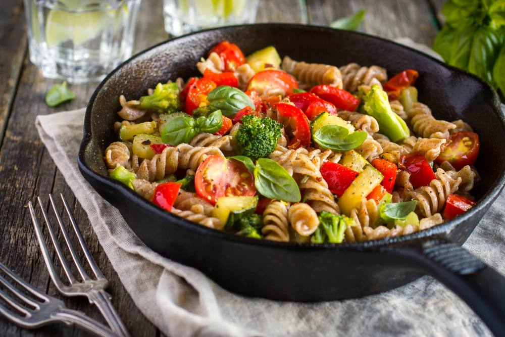 طريقة عمل باستا خضروات البحر المتوسط المشوية https://food.ouklat.com/wp-content/uploads/2021/04/36ecd43f9e059885c200c4095c884cf66ec8de36-2.jpg