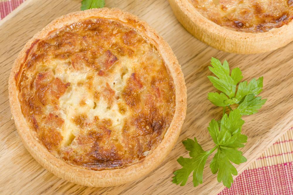 طريقة عمل تارت الأجبان https://food.ouklat.com/wp-content/uploads/2021/04/a2e998245b52d2d35dd21c4a79a5c1ba7c6bf8d8-2.jpg