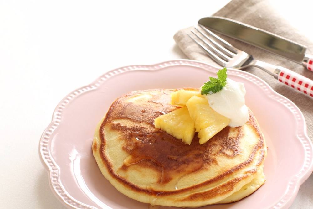 طريقة عمل البان كيك مع الأناناس https://food.ouklat.com/wp-content/uploads/2021/04/c0bc2cdd33aa73c02aaf4724ab30f23ec79b0a39-2.jpg