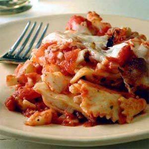 طريقة عمل مكرونة الرافيولى الإيطالية https://food.ouklat.com/wp-content/uploads/2021/10/db6a7b4b8011abdc40f86b4ac991c8339d051dda-2.jpg